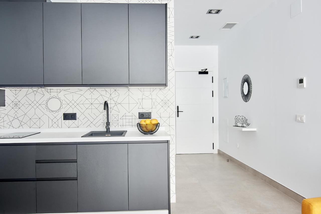9 Nidos Centrica Suites - Nuevo Plasencia Ngoại thất bức ảnh