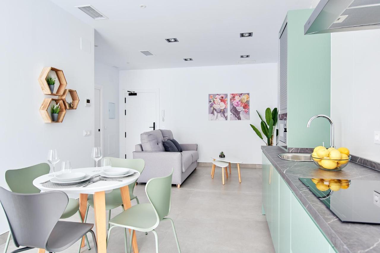 9 Nidos Centrica Suites - Nuevo Plasencia Phòng bức ảnh