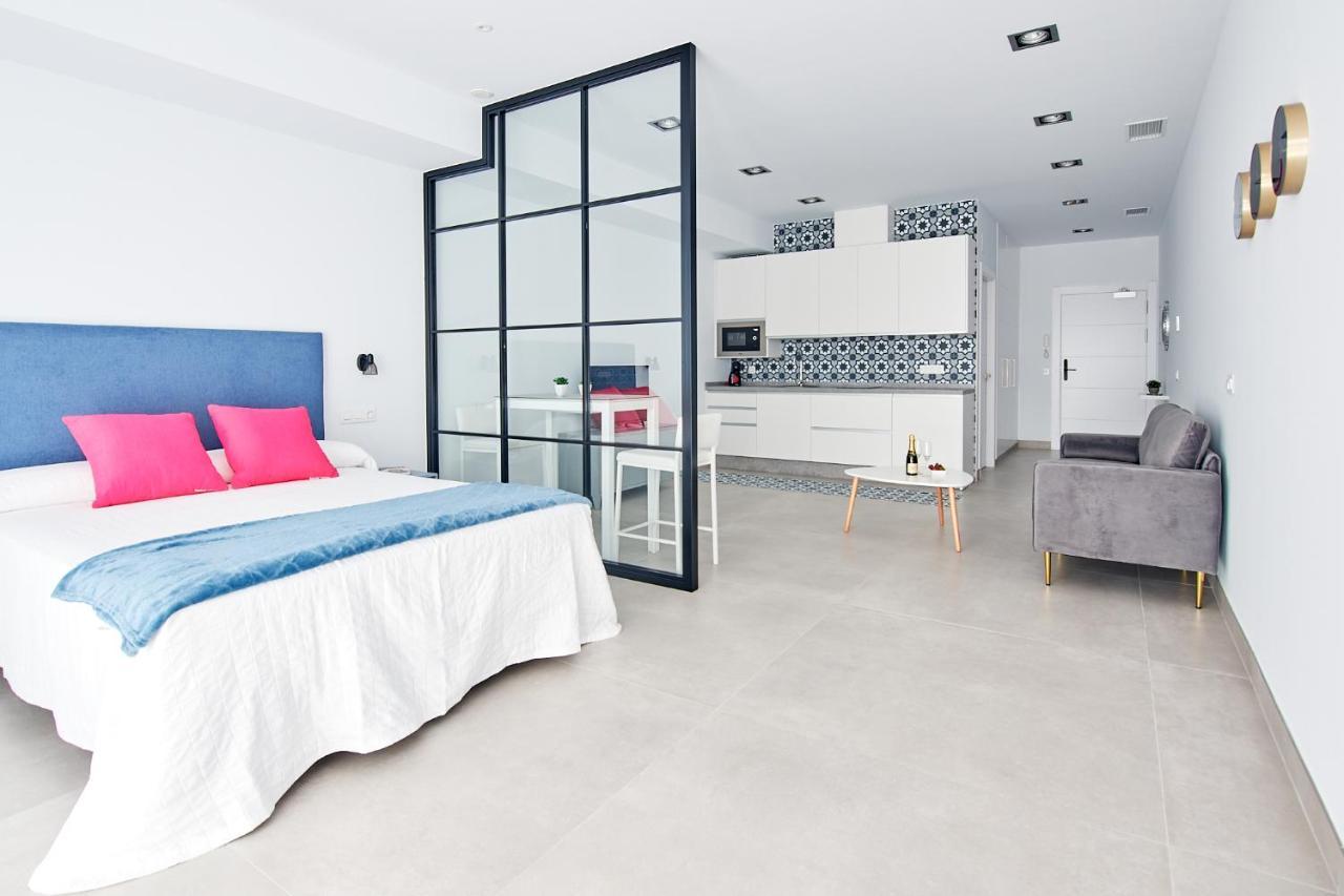 9 Nidos Centrica Suites - Nuevo Plasencia Ngoại thất bức ảnh